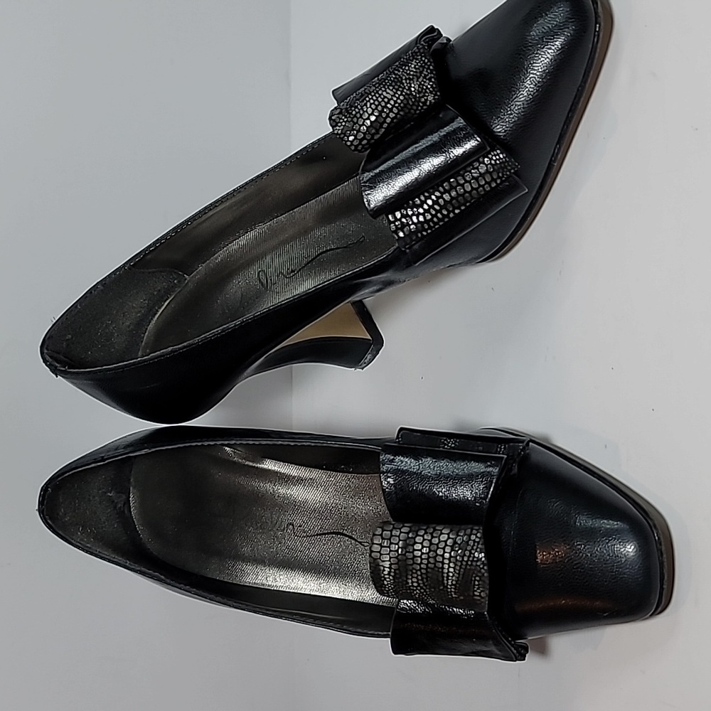 Rosalina heels black bow 6M vintage sm pebble leather 80s vibe 3"heel